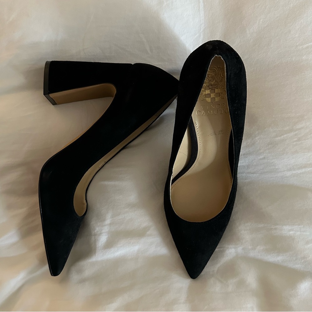 Vince Camuto black heels